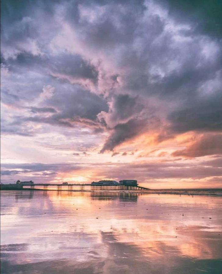 Sea View, Beach Road, Кромър Екстериор снимка